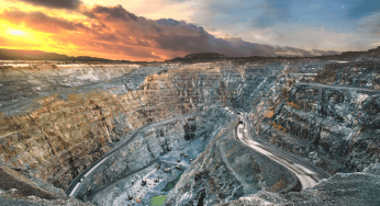 Mining Executive Search in an Era of Complexity