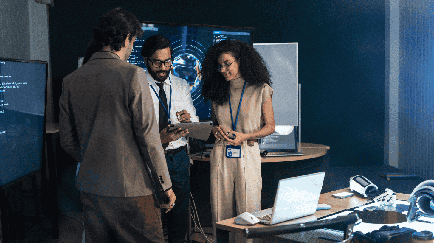 A Chief Information Officer meets with their team to discuss their path to the CIO seat.
